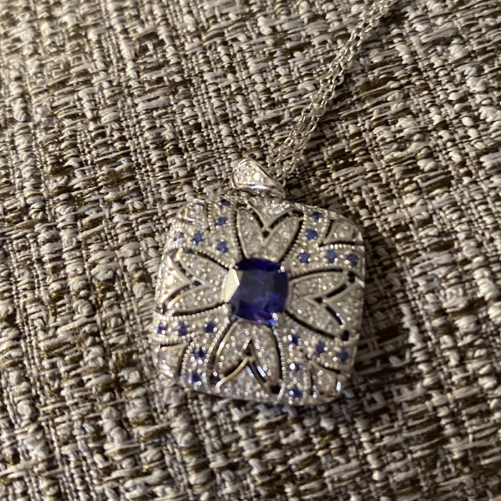 JTV 18” Bella Luce Esotica Tanzanite pendant - Picture 2 of 14